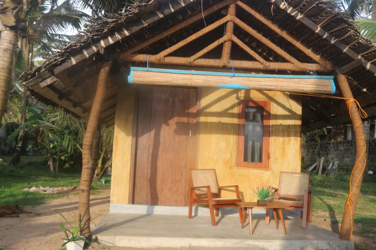 Beach Rip Rap Cabana And Guest Hotel Galle Exterior photo